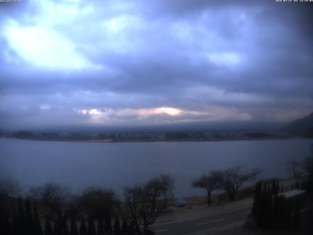 河口湖からの富士山