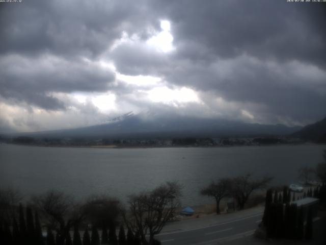 河口湖からの富士山