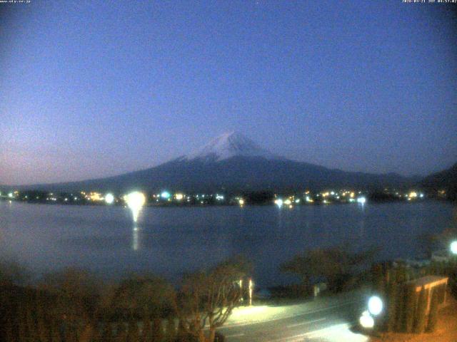 河口湖からの富士山