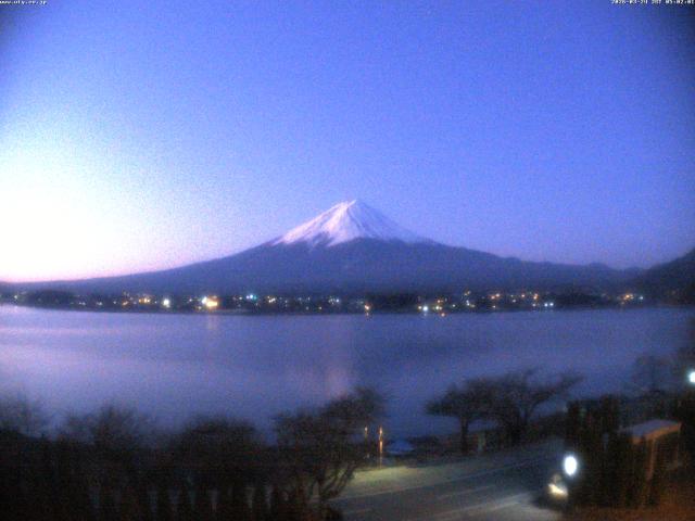 河口湖からの富士山