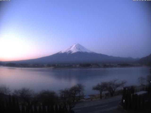 河口湖からの富士山