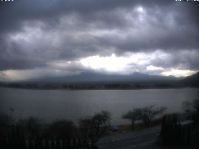 河口湖からの富士山