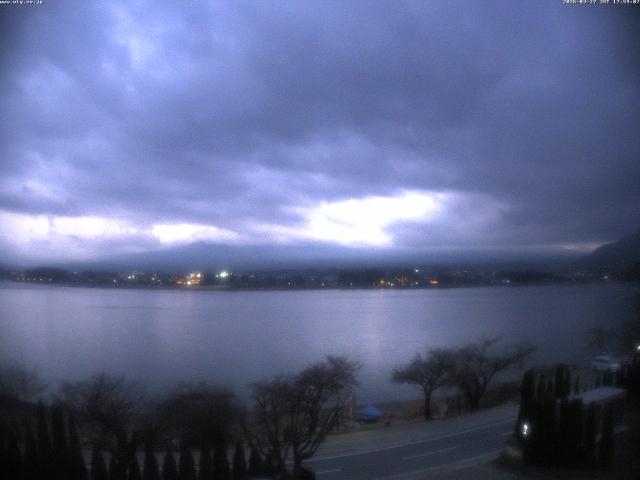 河口湖からの富士山