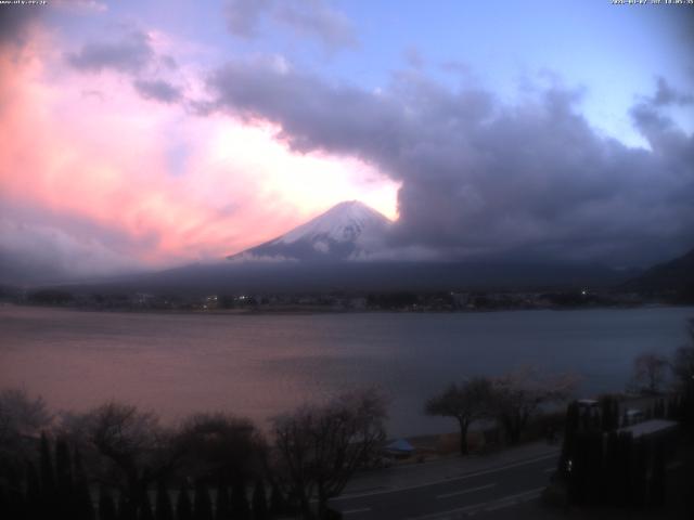河口湖からの富士山