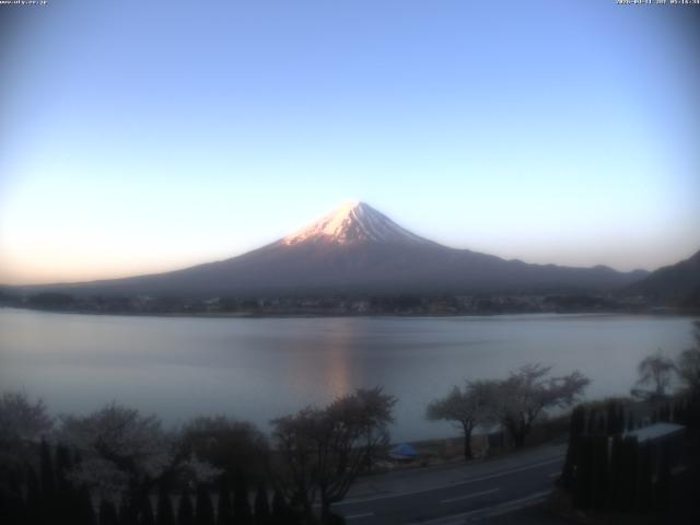 河口湖からの富士山