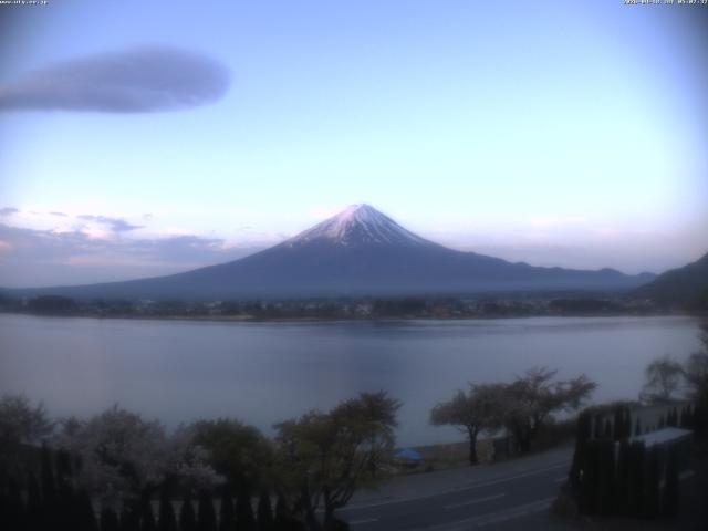 河口湖からの富士山