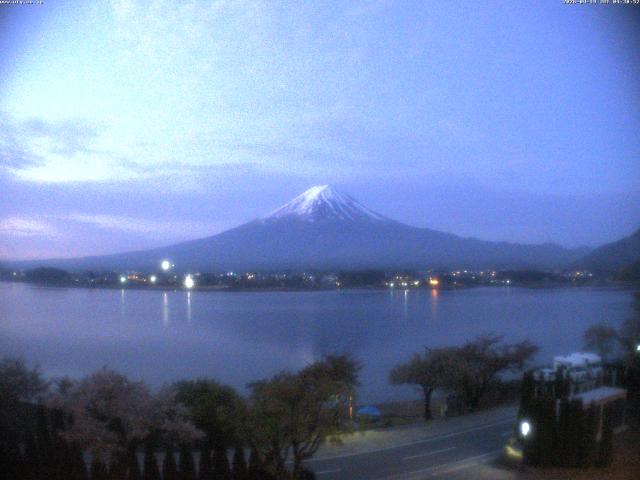 河口湖からの富士山