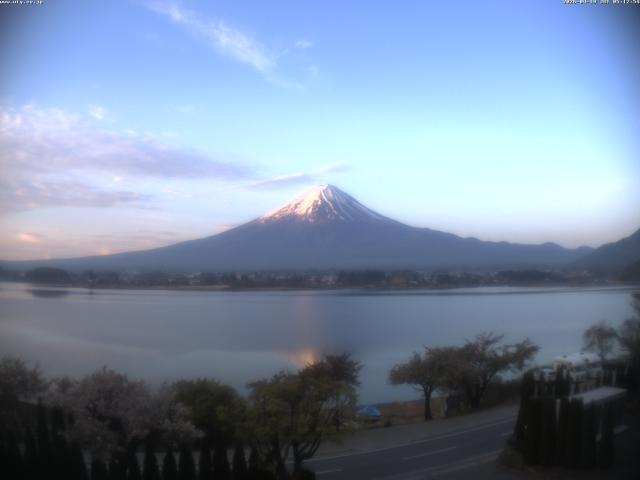 河口湖からの富士山