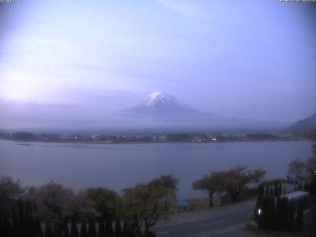 河口湖からの富士山