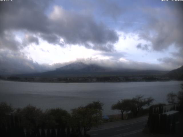 河口湖からの富士山
