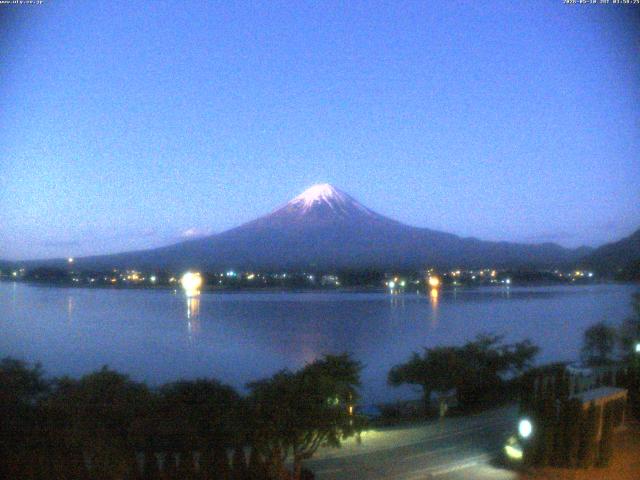 河口湖からの富士山