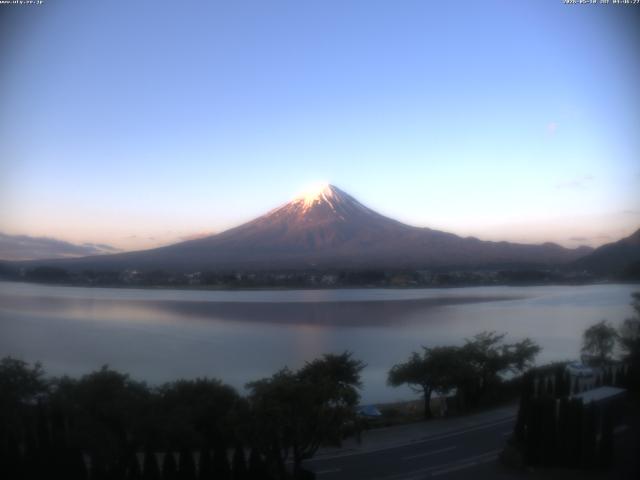 河口湖からの富士山