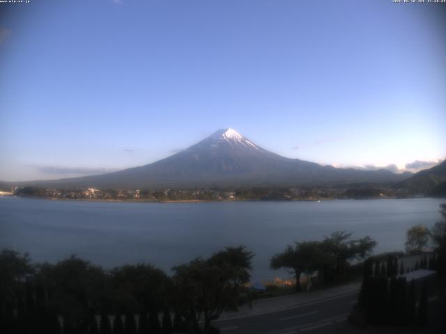 河口湖からの富士山