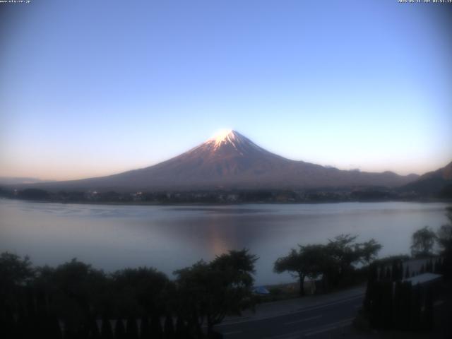 河口湖からの富士山