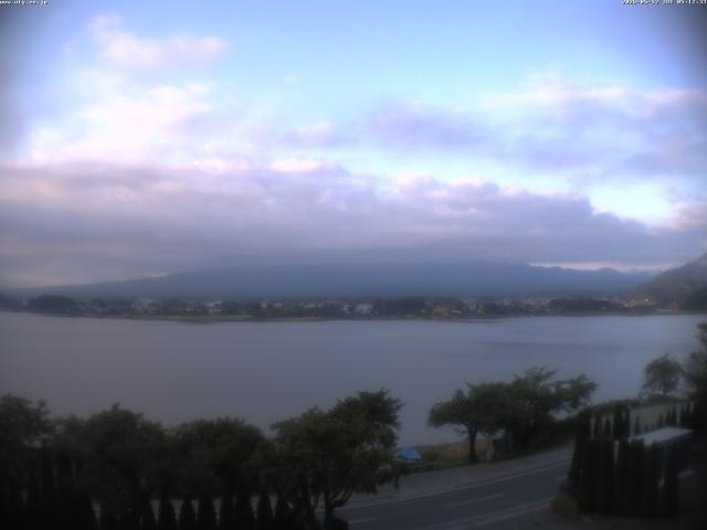 河口湖からの富士山