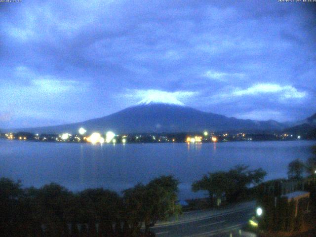 河口湖からの富士山