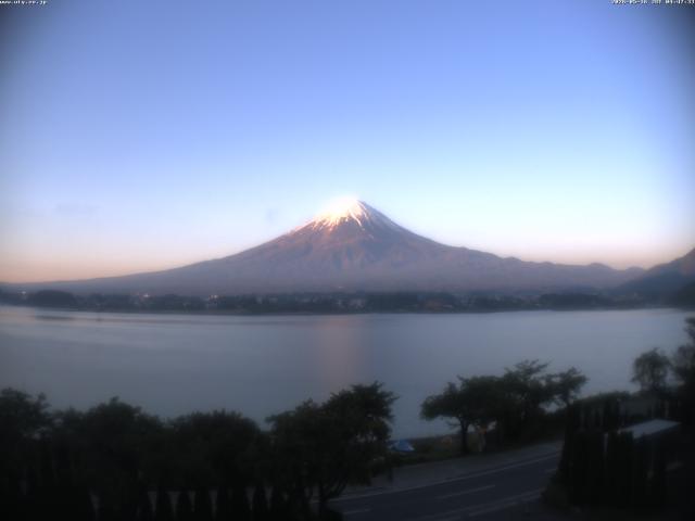 河口湖からの富士山