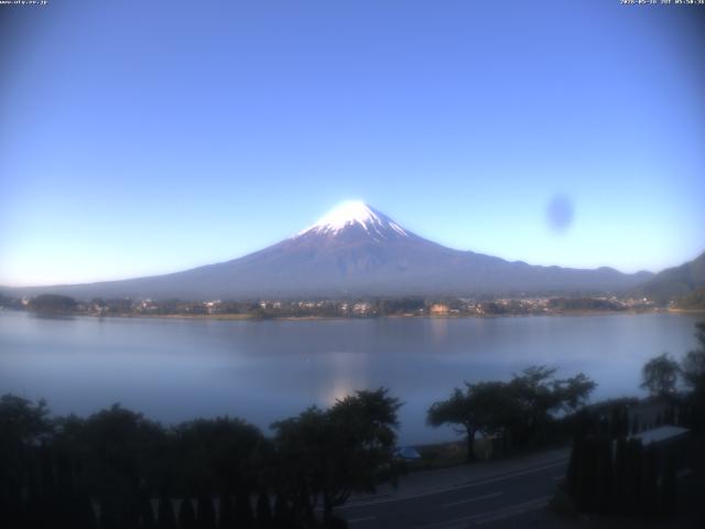 河口湖からの富士山