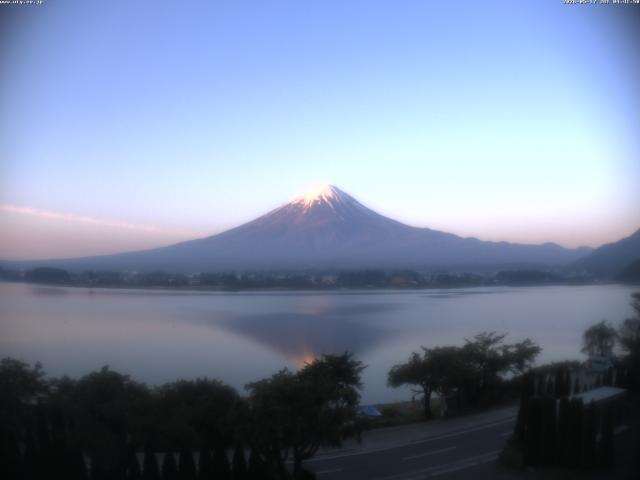 河口湖からの富士山