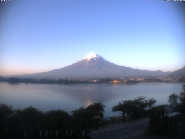 河口湖からの富士山