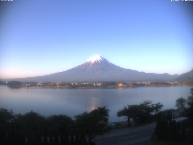 河口湖からの富士山