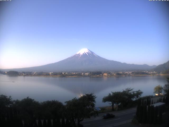 河口湖からの富士山