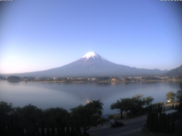 河口湖からの富士山