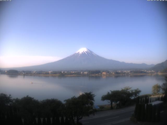 河口湖からの富士山