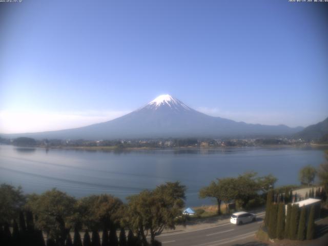 河口湖からの富士山