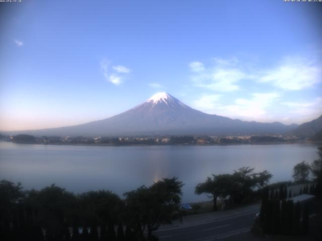 河口湖からの富士山