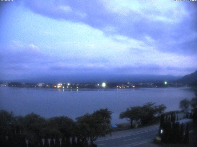 河口湖からの富士山