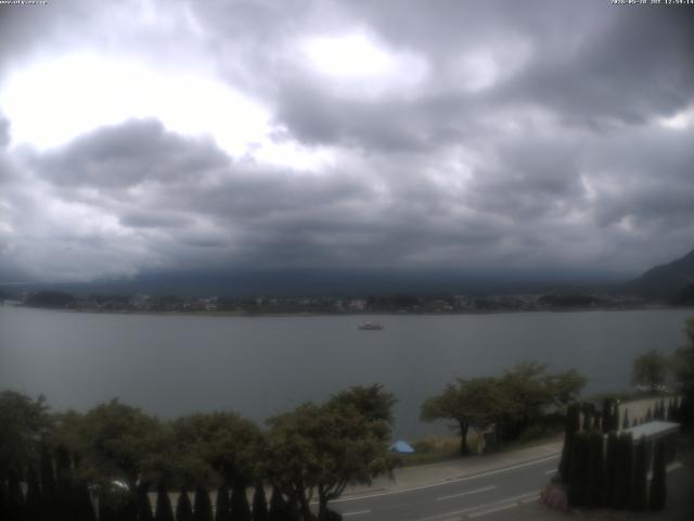 河口湖からの富士山