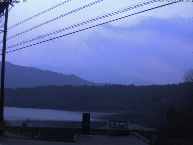 西湖からの富士山