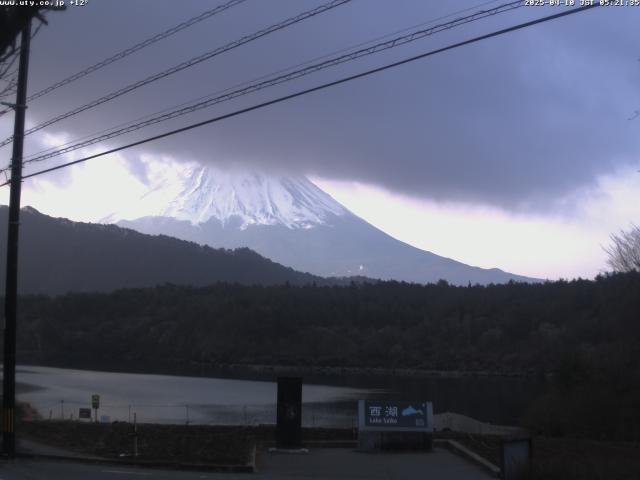 西湖からの富士山