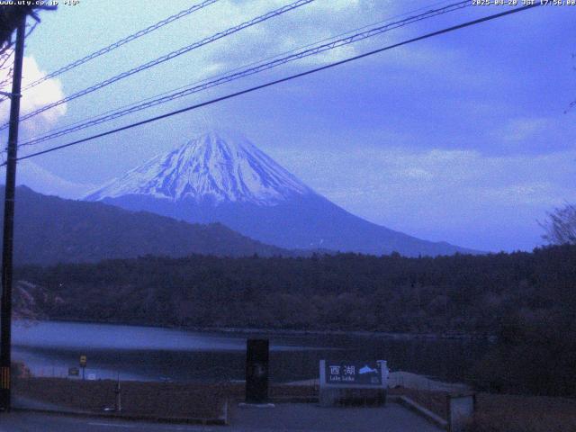 西湖からの富士山