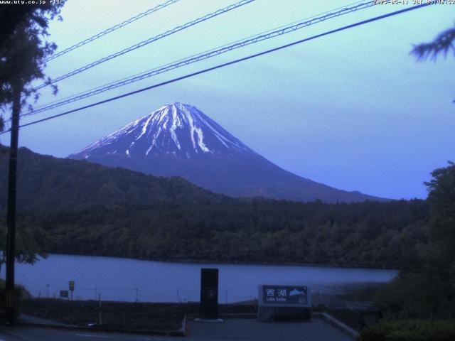 西湖からの富士山