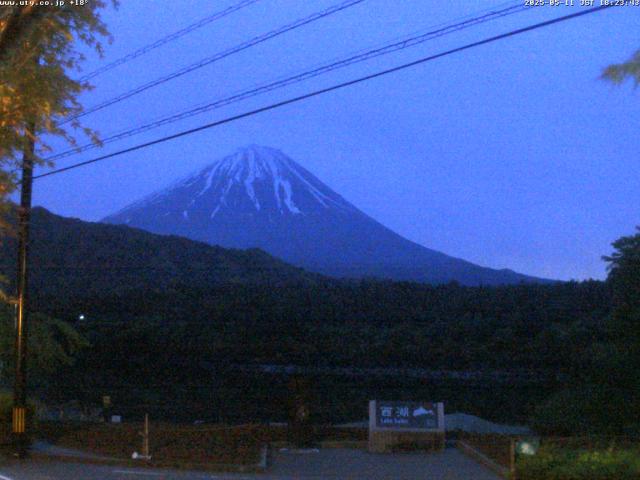 西湖からの富士山
