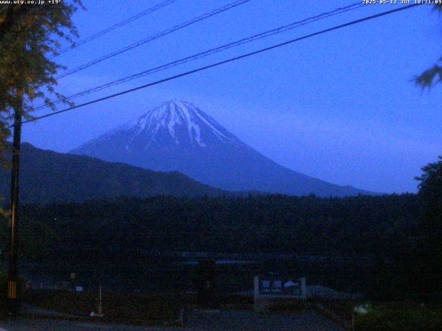 西湖からの富士山