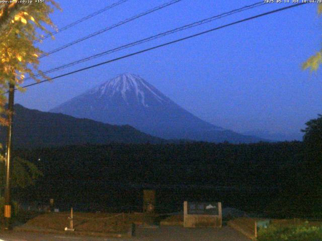 西湖からの富士山