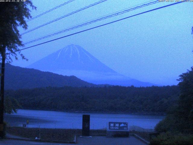 西湖からの富士山