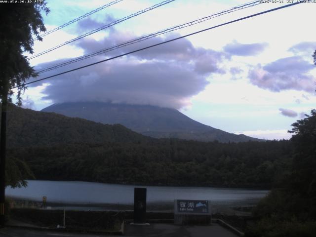 西湖からの富士山