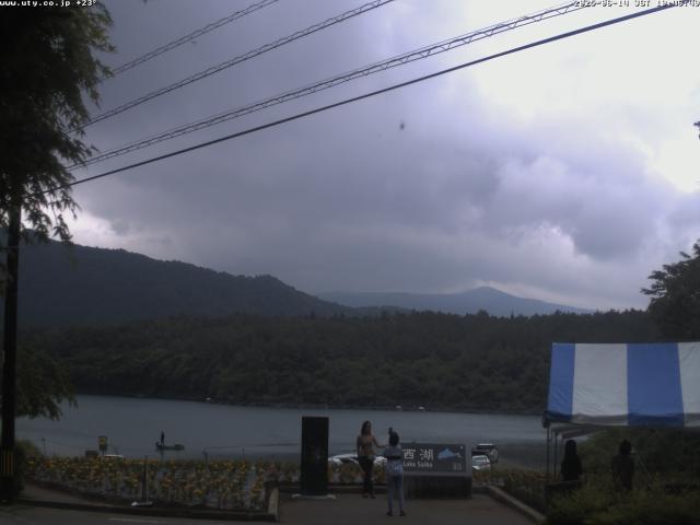 西湖からの富士山