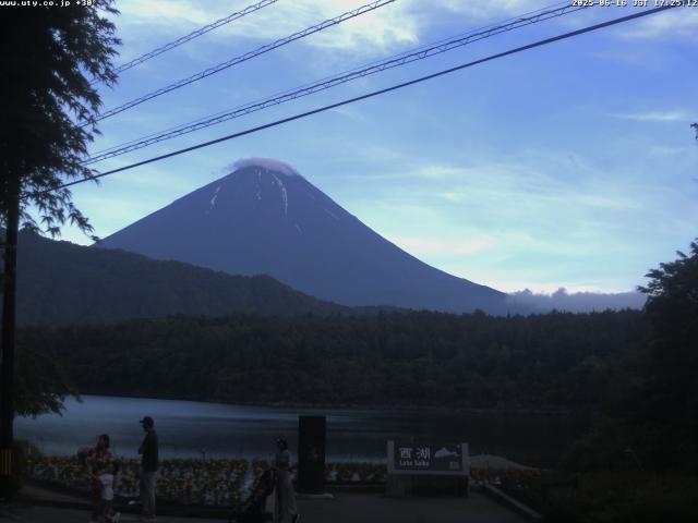 西湖からの富士山