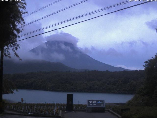 西湖からの富士山