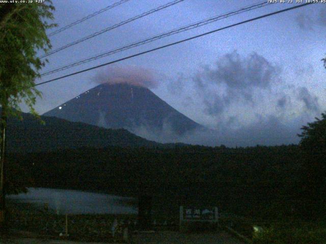 西湖からの富士山