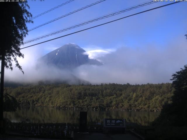 西湖からの富士山