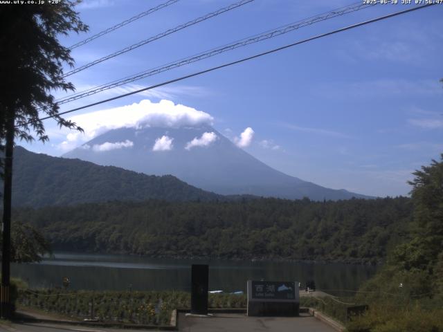 西湖からの富士山