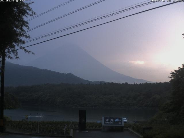 西湖からの富士山