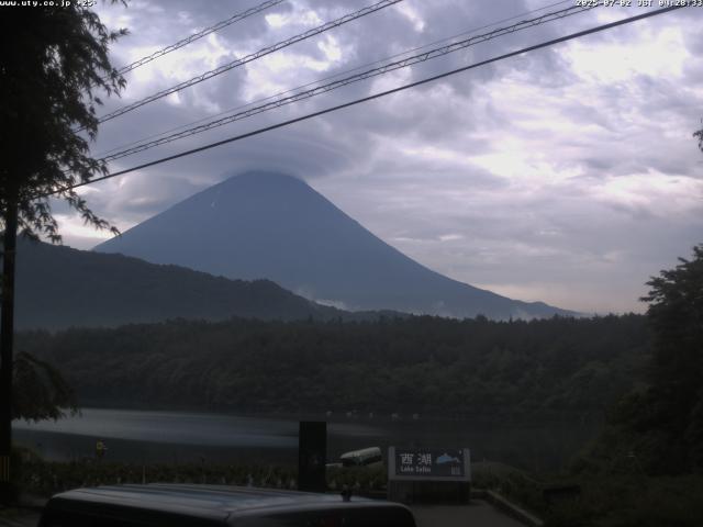 西湖からの富士山