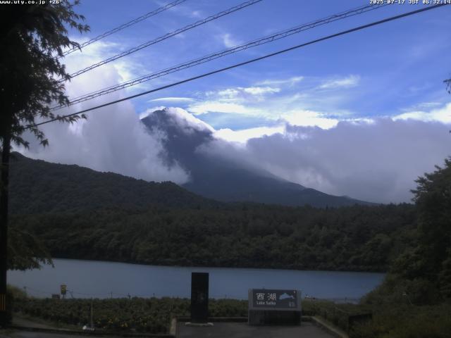 西湖からの富士山